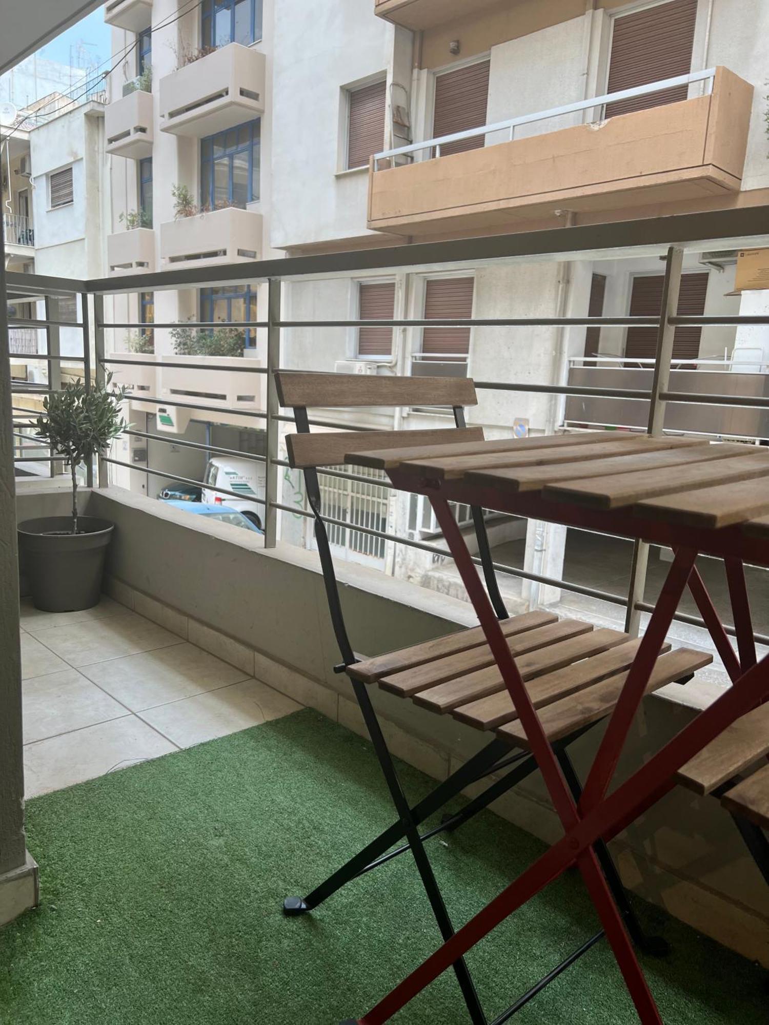 Colourful Artistic Apart 100Mbps Center Of Atene Esterno foto
