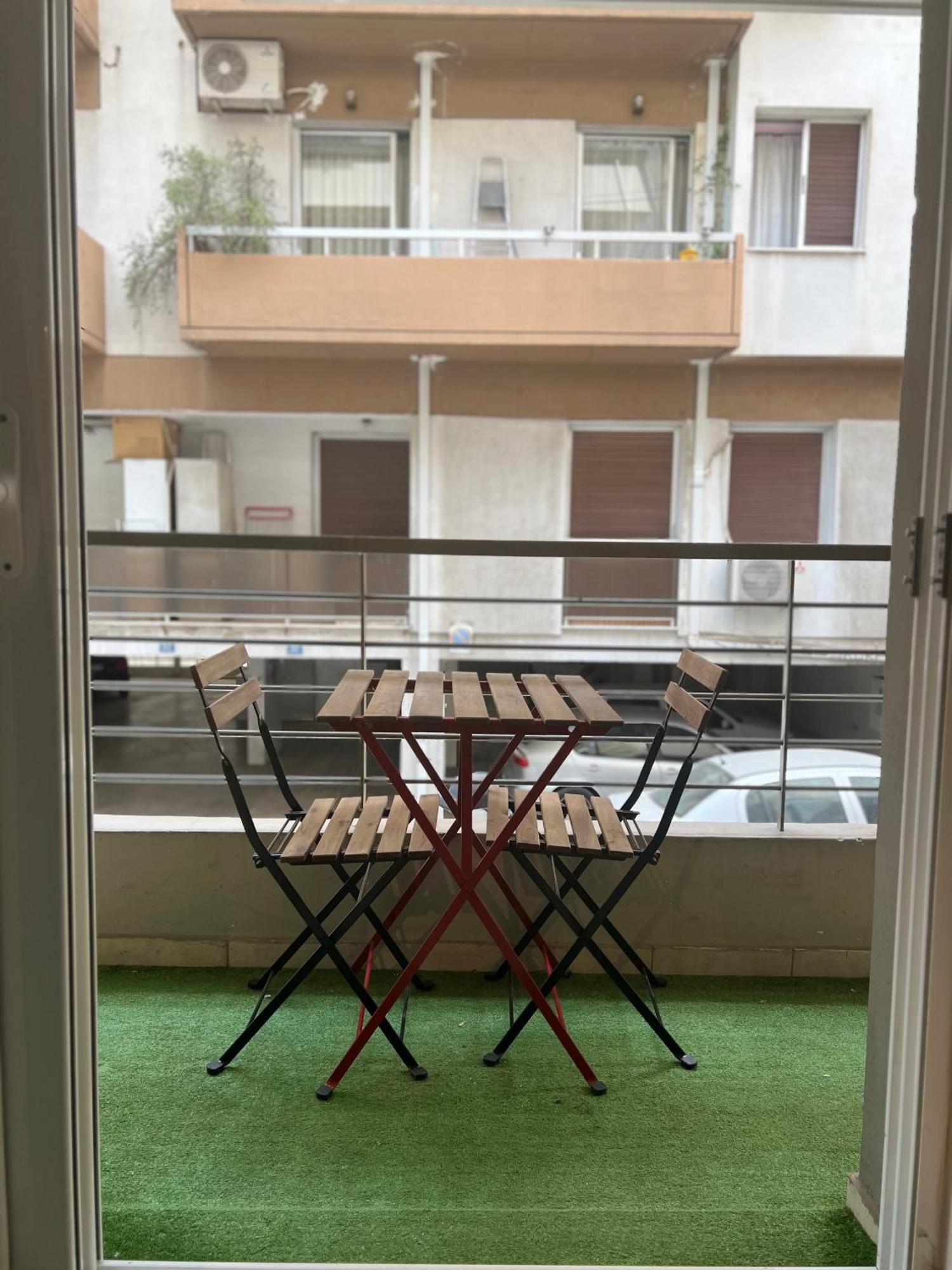Colourful Artistic Apart 100Mbps Center Of Atene Esterno foto